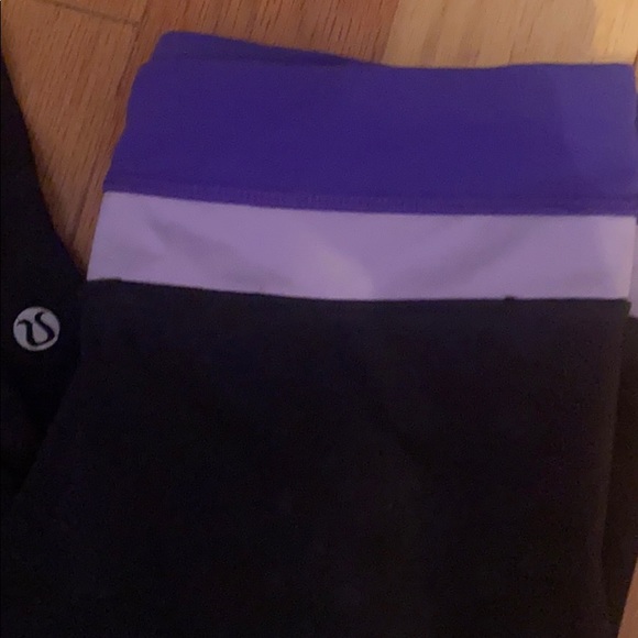 LULU LEMON LEGGINGS .....$45 - Picture 2 of 5